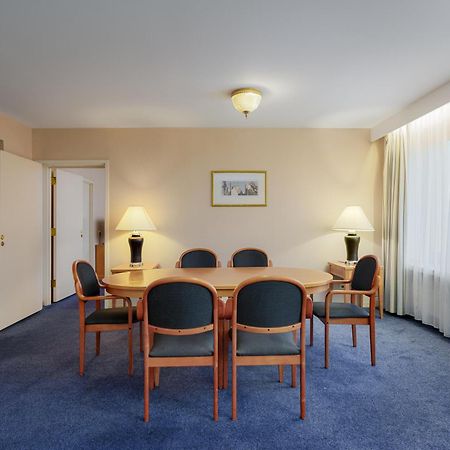Radisson Blu Hotel & Spa, Daugava Ryga Zewnętrze zdjęcie