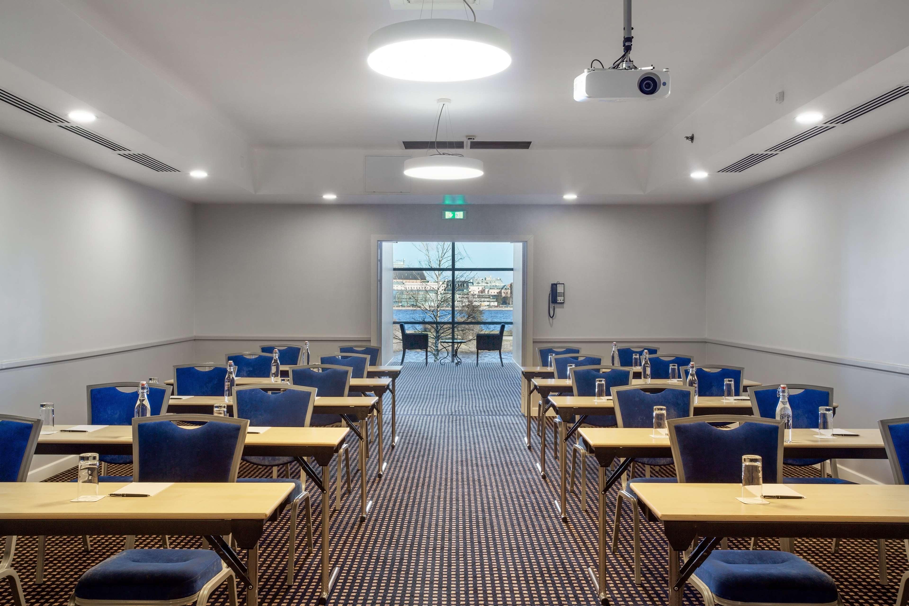 Radisson Blu Hotel & Spa, Daugava Ryga Zewnętrze zdjęcie