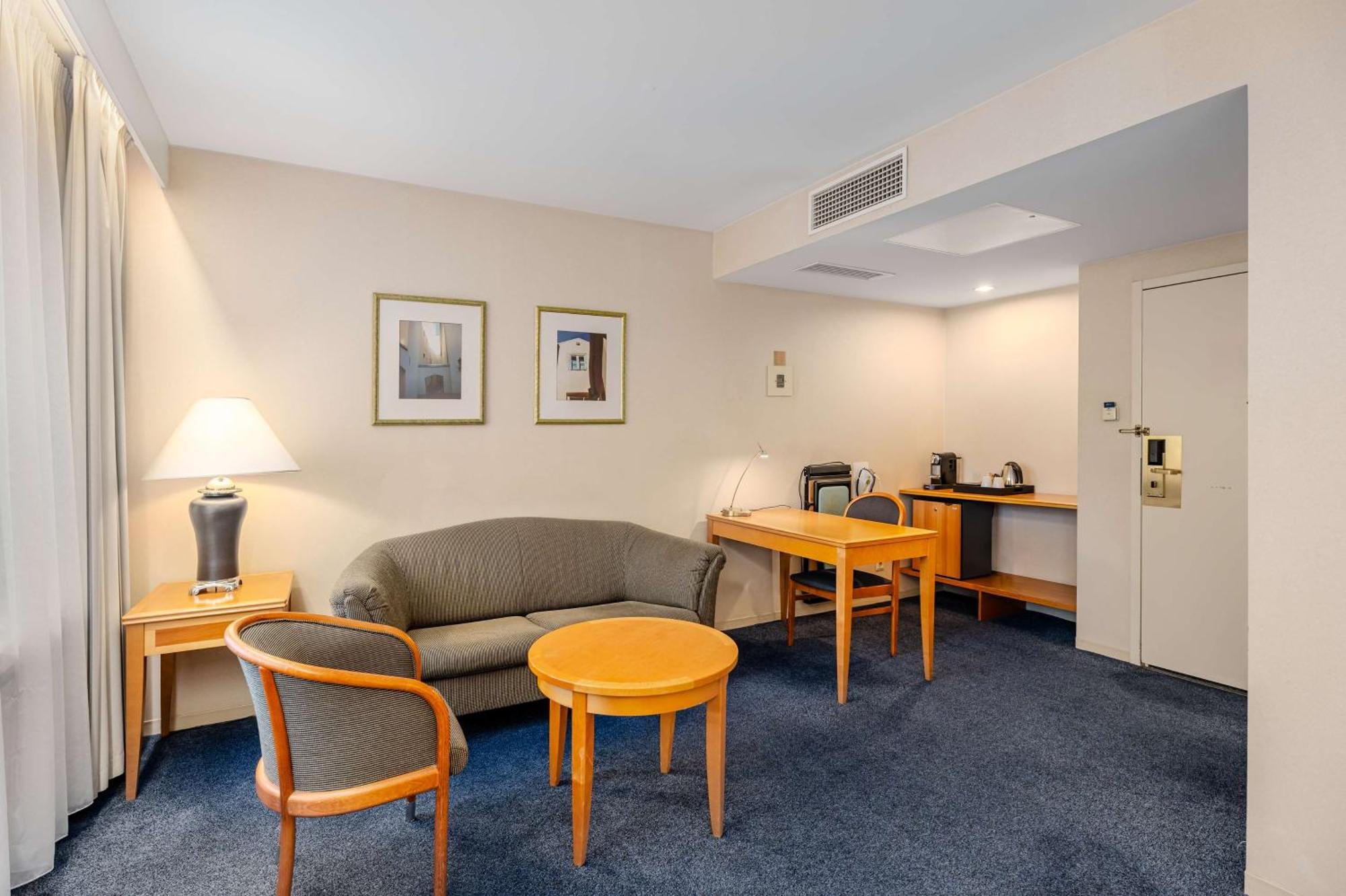 Radisson Blu Hotel & Spa, Daugava Ryga Zewnętrze zdjęcie