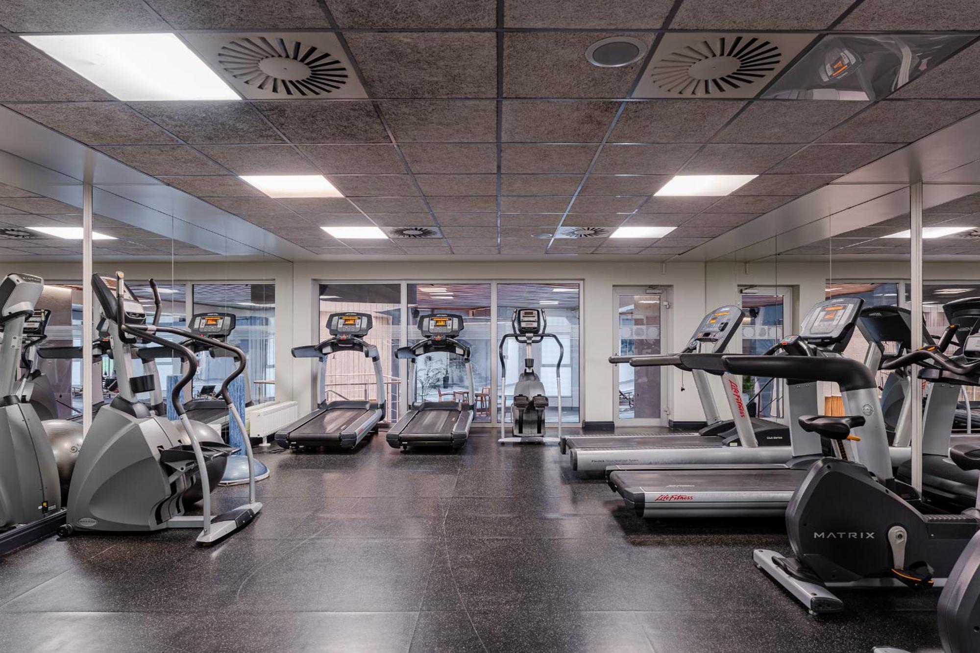 Radisson Blu Hotel & Spa, Daugava Ryga Zewnętrze zdjęcie